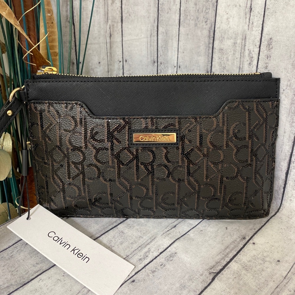 NEW! CALVIN KLEIN WOMENS SEQUIN CLUTCH WRISTLET